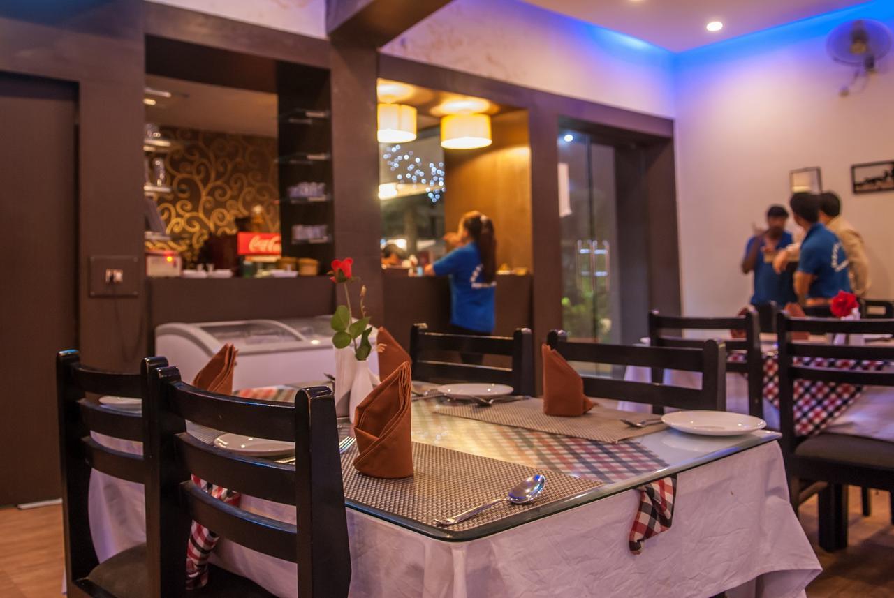 Hotel Jyoti Forbesganj エクステリア 写真
